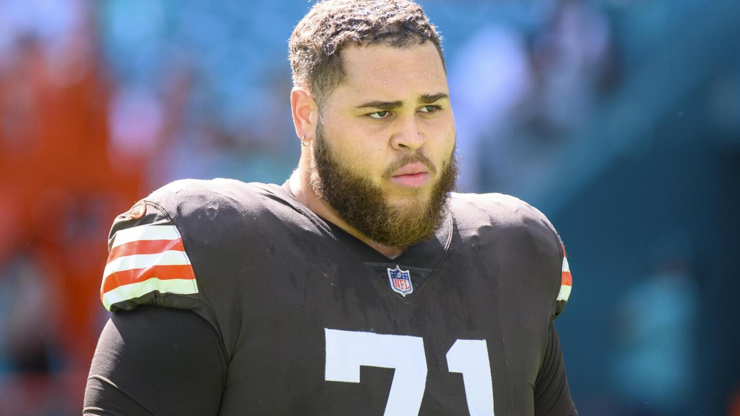 Browns pick up 5th year option on LT Jedrick Wills Jr. AP News